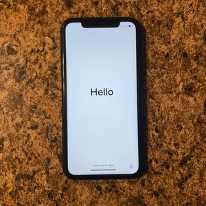 USED IPhone XR with Apple Generation One AirPods